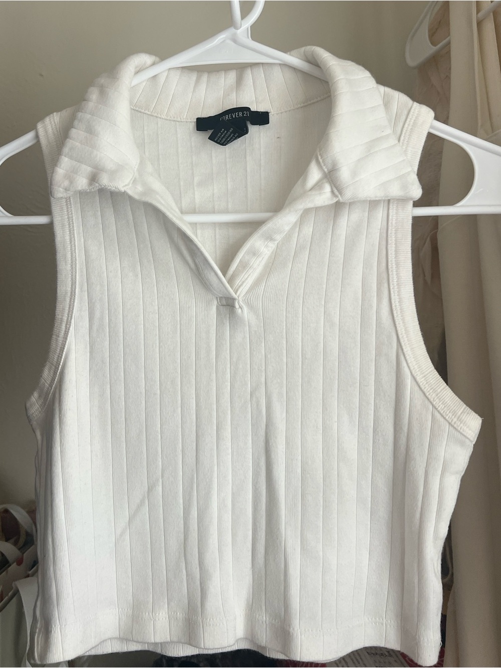 Forever 21 White Ribbed Sleeveless Collared Crop Top